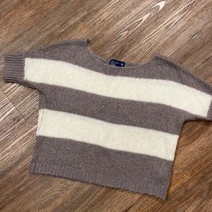 American Eagle Outfitters Semi Crop Boxy Sweater Short Sleeve XS